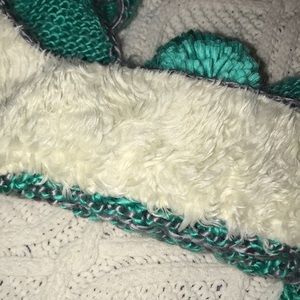 pistil Accessories - ⭐️super cute winter hat!⭐️ pistil Accessories - ⭐️super cute winter hat!⭐️